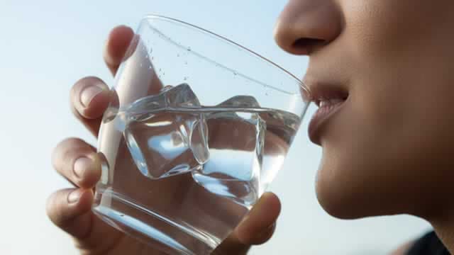 Here's Why Monster Beverage (MNST) is a Strong Growth Stock