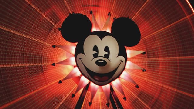 3 Reasons to Buy Disney Stock in the Fall