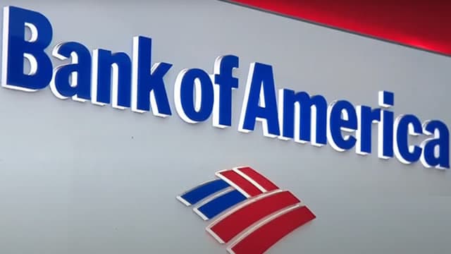 Bank Of America Stock Edges Lower As Private Credit Turmoil, Tariff Jitters Weigh On Financials
