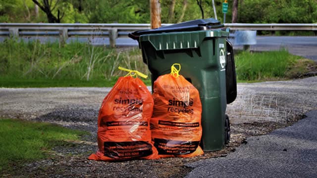 Why the Market Dipped But Waste Management (WM) Gained Today