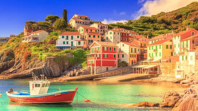 Trip.com Q4 Earnings: Robust Travel Momentum Silences Regulatory Fears