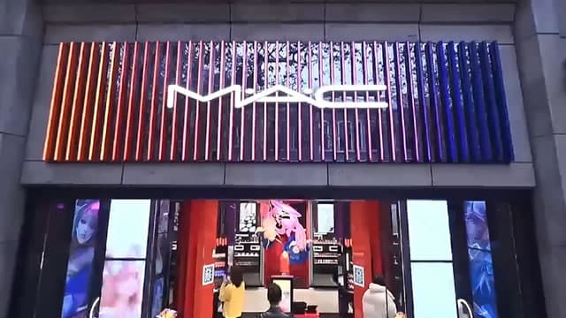 All You Need to Know About Estee Lauder (EL) Rating Upgrade to Strong Buy