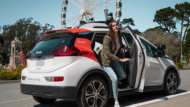 GM Recalls Over 270,000 Chevrolet Malibus Over Rearview Camera Problems