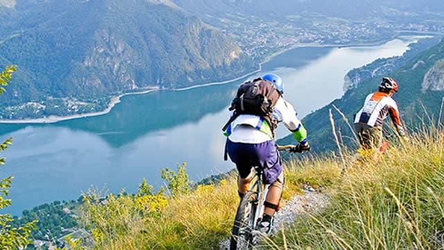 Academy Sports & Outdoors: Upgrade To Buy On Better Fundamental Outlook