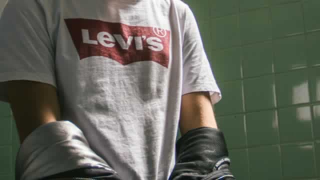 Levi's Stock Dip Reveals Value Opportunity Despite Q3 Headwinds