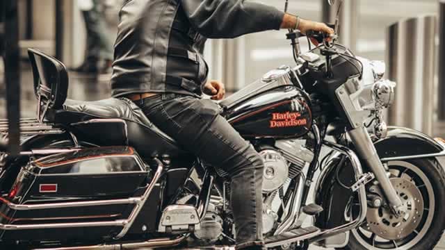 Looking for a Fast-paced Momentum Stock at a Bargain? Consider Harley-Davidson (HOG)
