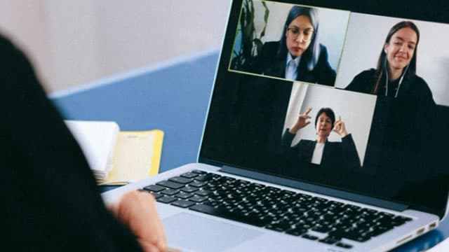 These Analysts Increase Their Forecasts On Zoom After Upbeat Q1 Results
