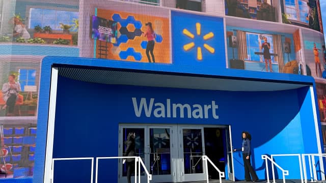 Walmart Upgrades 650 Stores Amid Interest From High-Stress Shoppers