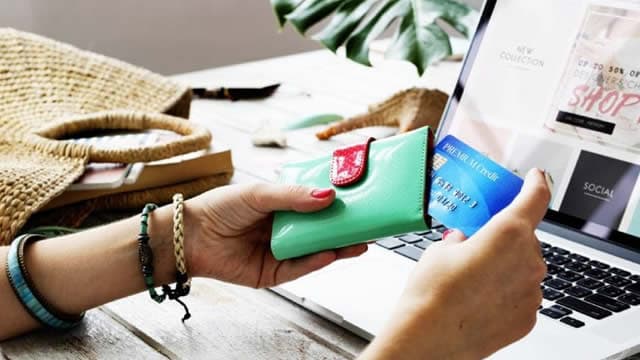 Revolve Group (RVLV) Down 6.7% Since Last Earnings Report: Can It Rebound?