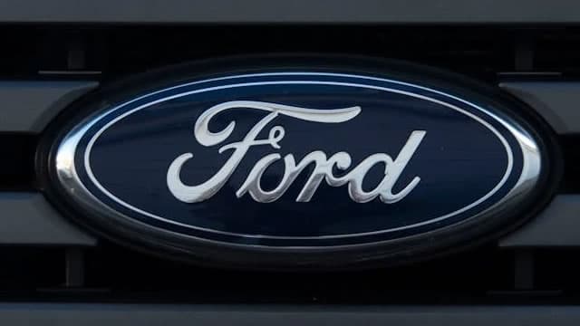 Ford Stock Is Falling: What's Happening Today?
