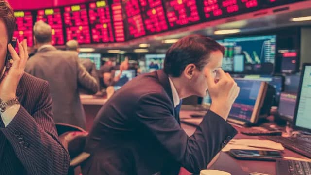 $100 Oil: Why Suze Orman Says Panic-Selling Now is the Ultimate Investing Mistake