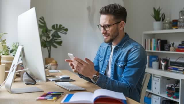 Why FFLG Is the Best Fidelity ETF You've Never Heard Of