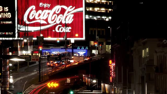 Coca-Cola Has Raised Its Dividend Through Every Market Crash Since 1962. Here's Whether Income Investors Should Still Own It.