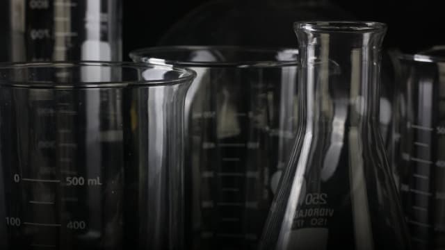 Why Is Methanex (MEOH) Up 2.4% Since Last Earnings Report?