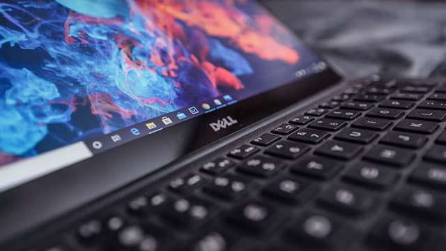 Dell Rides An AI Wave: Analyst Cites $43 Billion Order Backlog