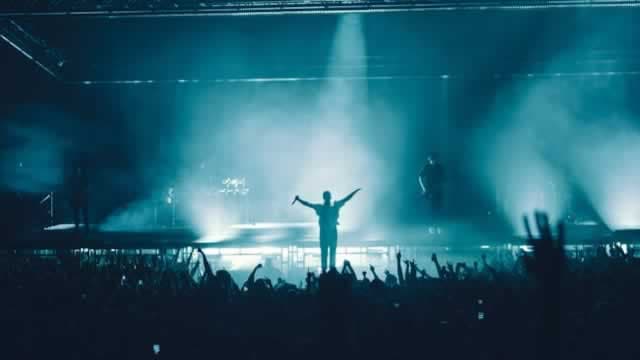 Roundball or Hockey? Investors Might Get to Own Shares of the Knicks and Rangers