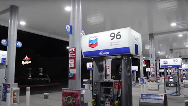 Is It Worth Investing in Chevron (CVX) Based on Wall Street's Bullish Views?