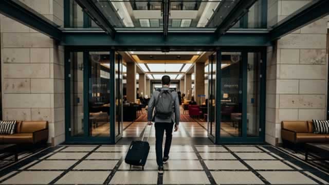 Will Expedia (EXPE) Beat Estimates Again in Its Next Earnings Report?