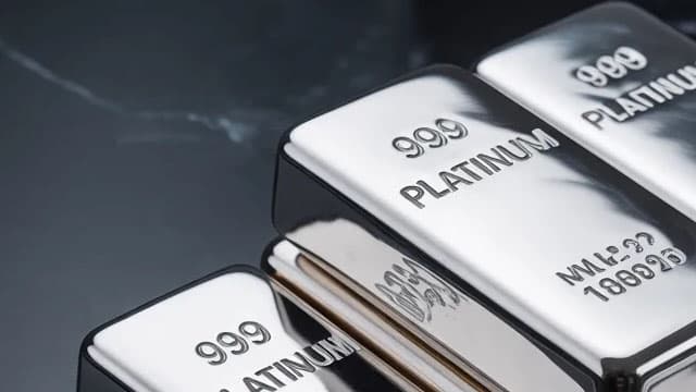 Platinum Set for Surplus in 2026 After Three Years of Deficit