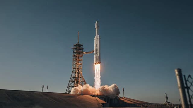 SpaceX's Falcon 9 Phaseout Spurs Hunt for New Ways to Launch Payloads