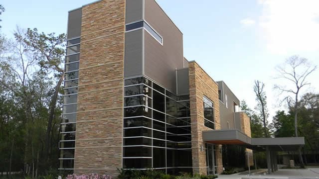 NNN REIT: A Dividend Champion Deal To 'Buy' Now