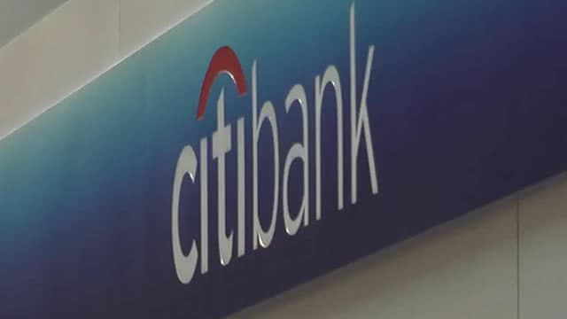 Citigroup shares slide on revenue shortfall, Russia loss weighs