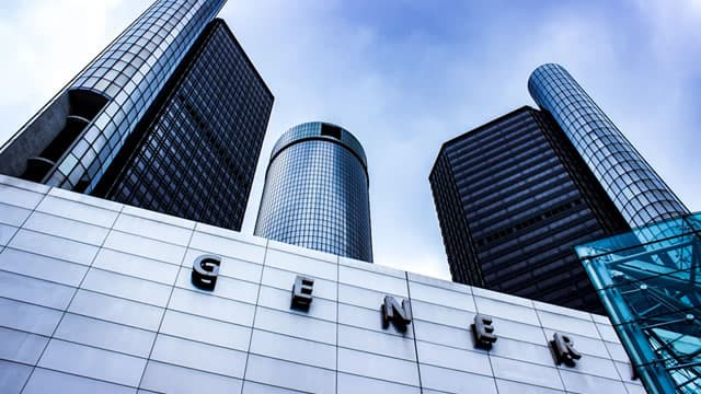 General Motors Gets Conflicting Signals From Wall Street: Buy the Dip or Brace for More Pain?