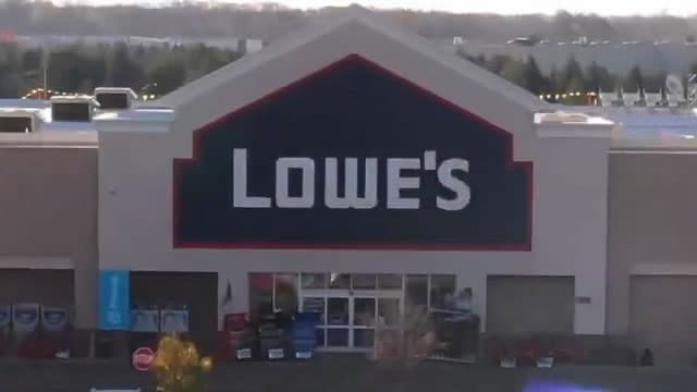 Here is What to Know Beyond Why Lowe's Companies, Inc. (LOW) is a Trending Stock