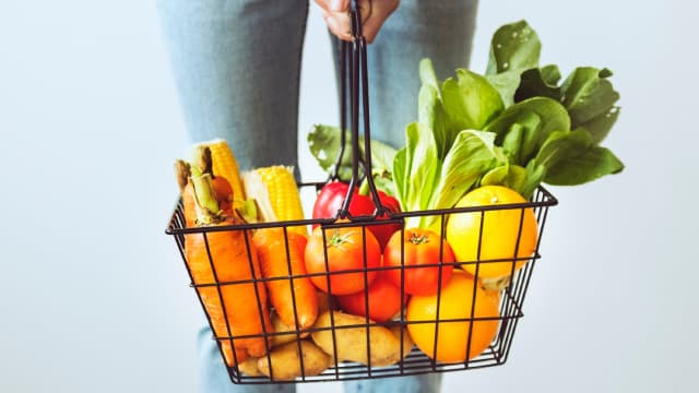 Ollie's Bargain Beats on Q3 Earnings, Raises FY25 Outlook