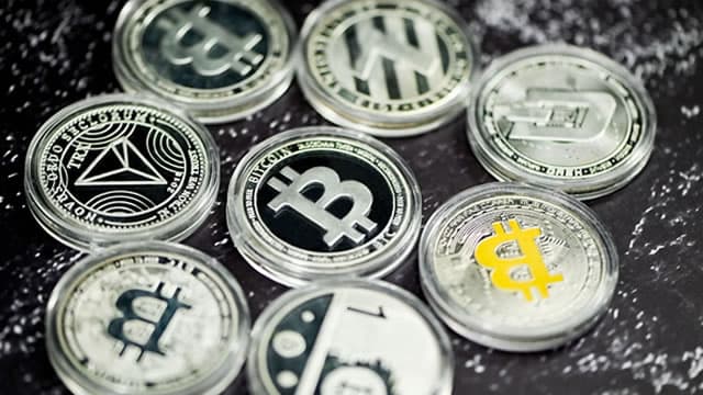 Strategy ETFs crash 80% amid Bitcoin turmoil; MSTR gains 6% in surprising divergence