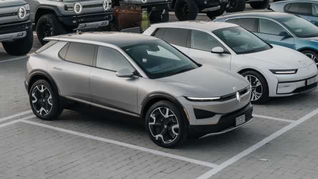 Sonic Automotive Q3 Earnings Miss Expectations, Revenues Rise Y/Y