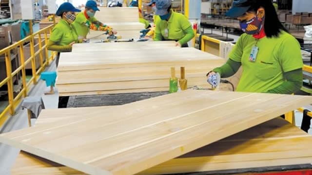 UFP Industries Banks on Business Initiatives Amid Residential Weakness