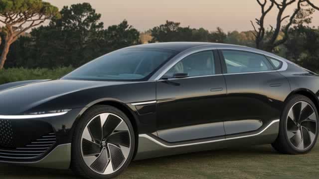 Can Carvana Stock Extend Its Strong 2025 Rally Into 2026?