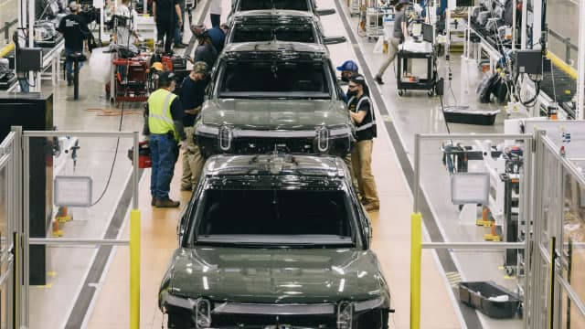 Rivian's Illinois Factory Will Run on Recycled EV Batteries