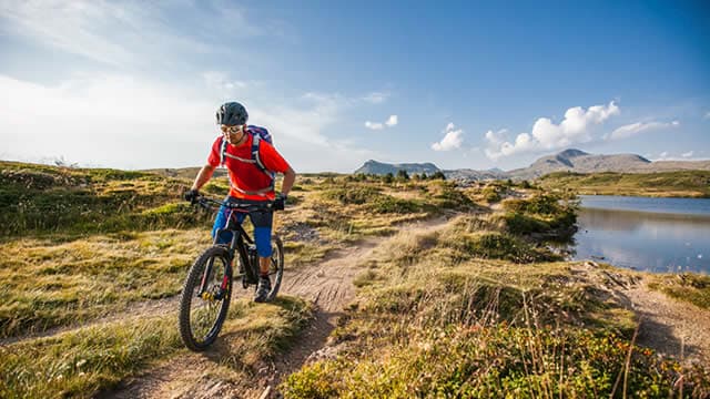 Should Value Investors Buy Escalade (ESCA) Stock?