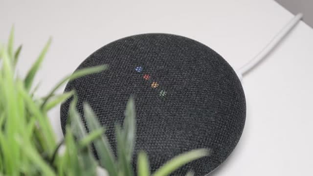 Alphabet vs. OpenAI: Which AI Giant Will Drive 100% Gains?