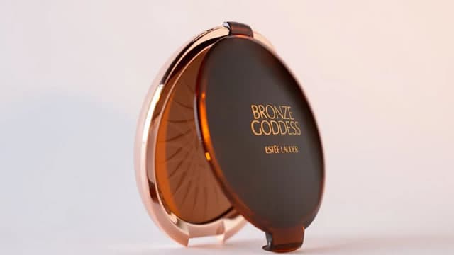 Why Estee Lauder (EL) Could Beat Earnings Estimates Again