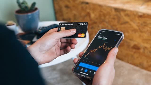 MasterCard (MA) Increases Despite Market Slip: Here's What You Need to Know