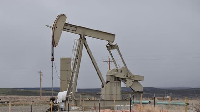 Record-low U.S. shale well backlog curbs fast output gains amid export surge