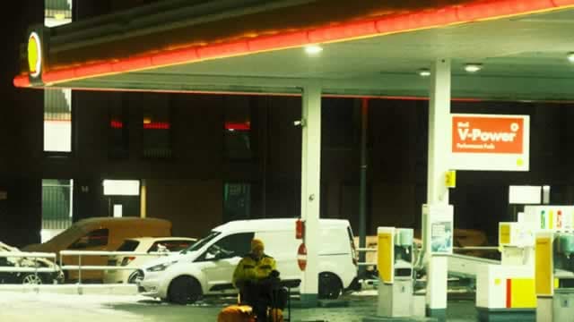 JP Morgan cautious ahead of reporting season in oil sector