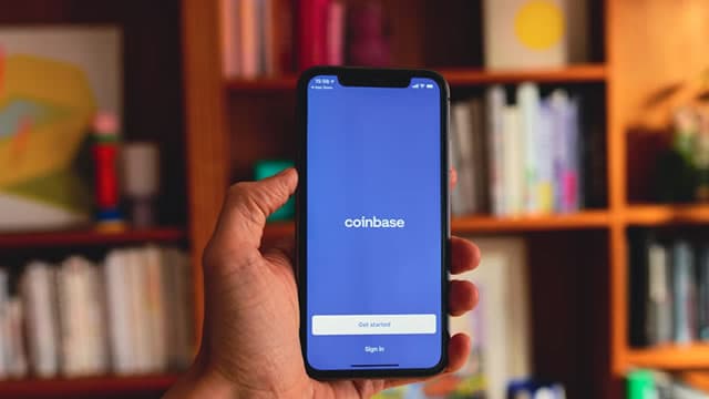 Coinbase's top attorney who has led crypto's Washington fight to step down