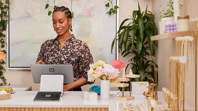 Block's Cash App Unveils Pay-Over-Time for P2P Money Transfers