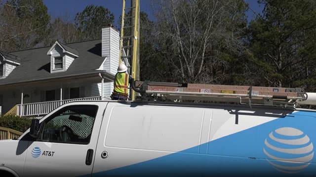 Stock Market Today, June 4: AT&T Falls After Supreme Court Rules Against Wireless Carriers in FCC Case