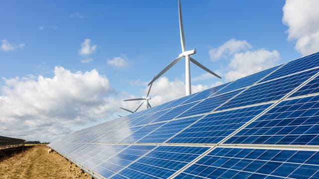 ERock: Contracted Demand Can Turn Capacity Into Earnings