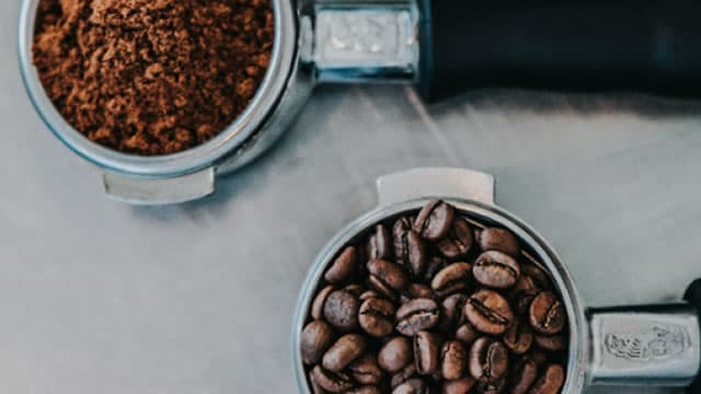 Dutch Bros: De-Risking Ahead Of Earnings As Competition Heats Up (Downgrade)