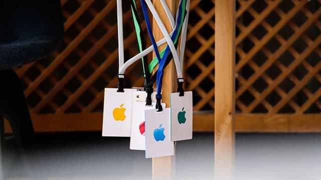 These New AI Smart Devices Could Boost Apple Stock