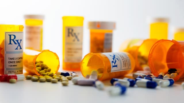 Will Evolus, Inc. (EOLS) Report Negative Earnings Next Week? What You Should Know