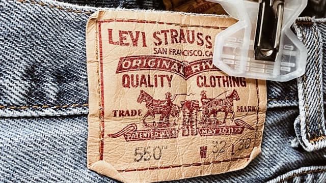 Levi Strauss D2C Sales Surpass Half of Total Revenue
