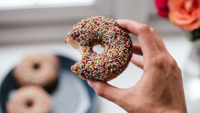 RAVE Upgraded to Outperform Amid Profitability Streak & Capital Strength