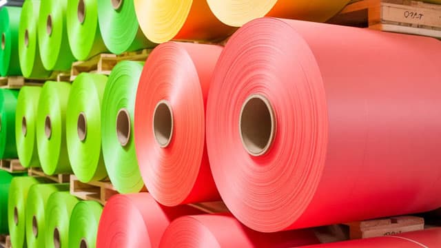 2 Paper and Related Products Stocks Set to Weather Industry Challenges